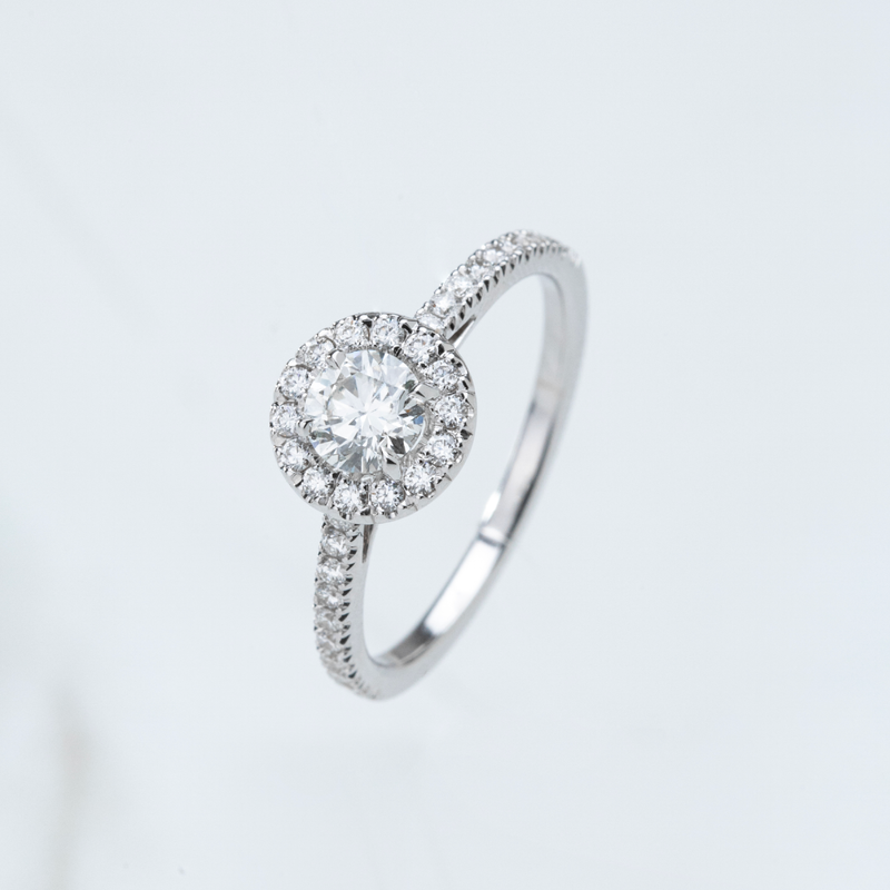 Jade Celtic Knot 6mm Round Engagement ring - 14K White Gold |JewelsForMe